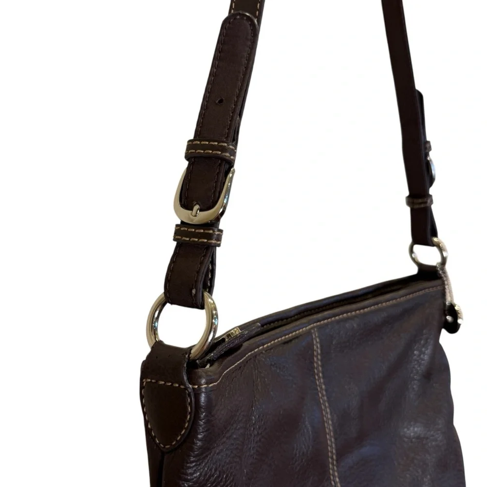 The Sak Brown Leather Crossbody/Shoulder Bag Silver Hardware Adjustable Strap